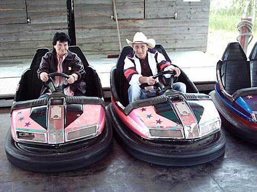 Johnny_in_bumpercar.