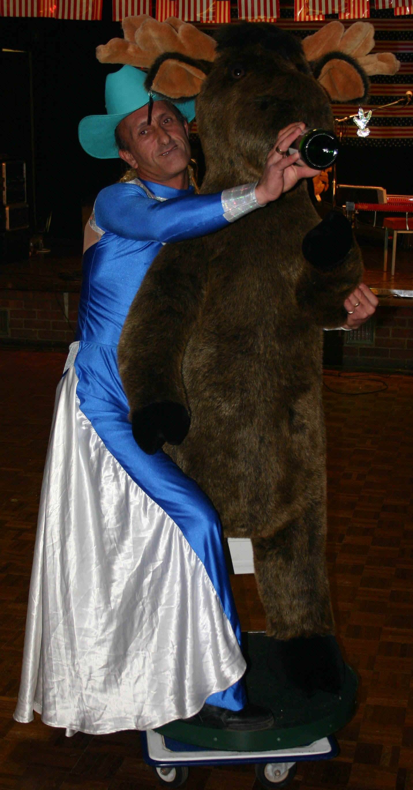 Johnny_Giving_Moose_a_drink